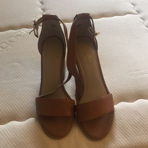 Seychelles tan 7.5 heels